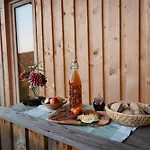Glamping Gril *