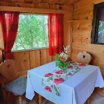 Glamping Gril *
