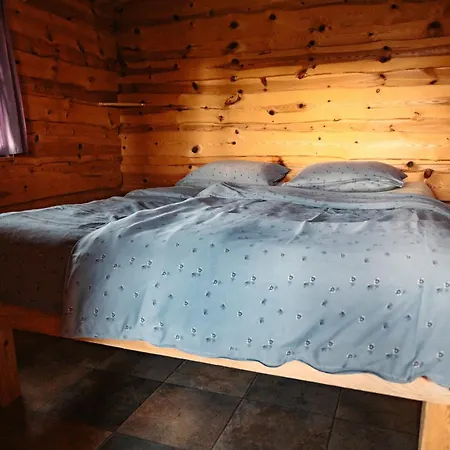 Glamping Gril